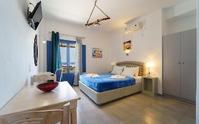 Marousi Suites